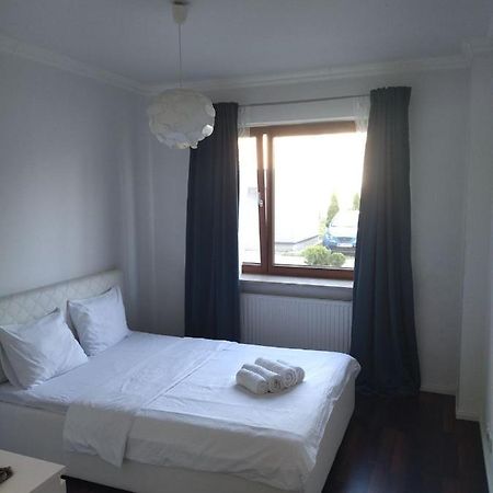 House4You Apartament Sakura Airport Chopin วอร์ซอ ภายนอก รูปภาพ