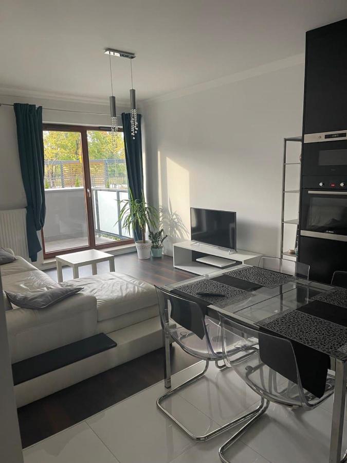 House4You Apartament Sakura Airport Chopin วอร์ซอ ภายนอก รูปภาพ